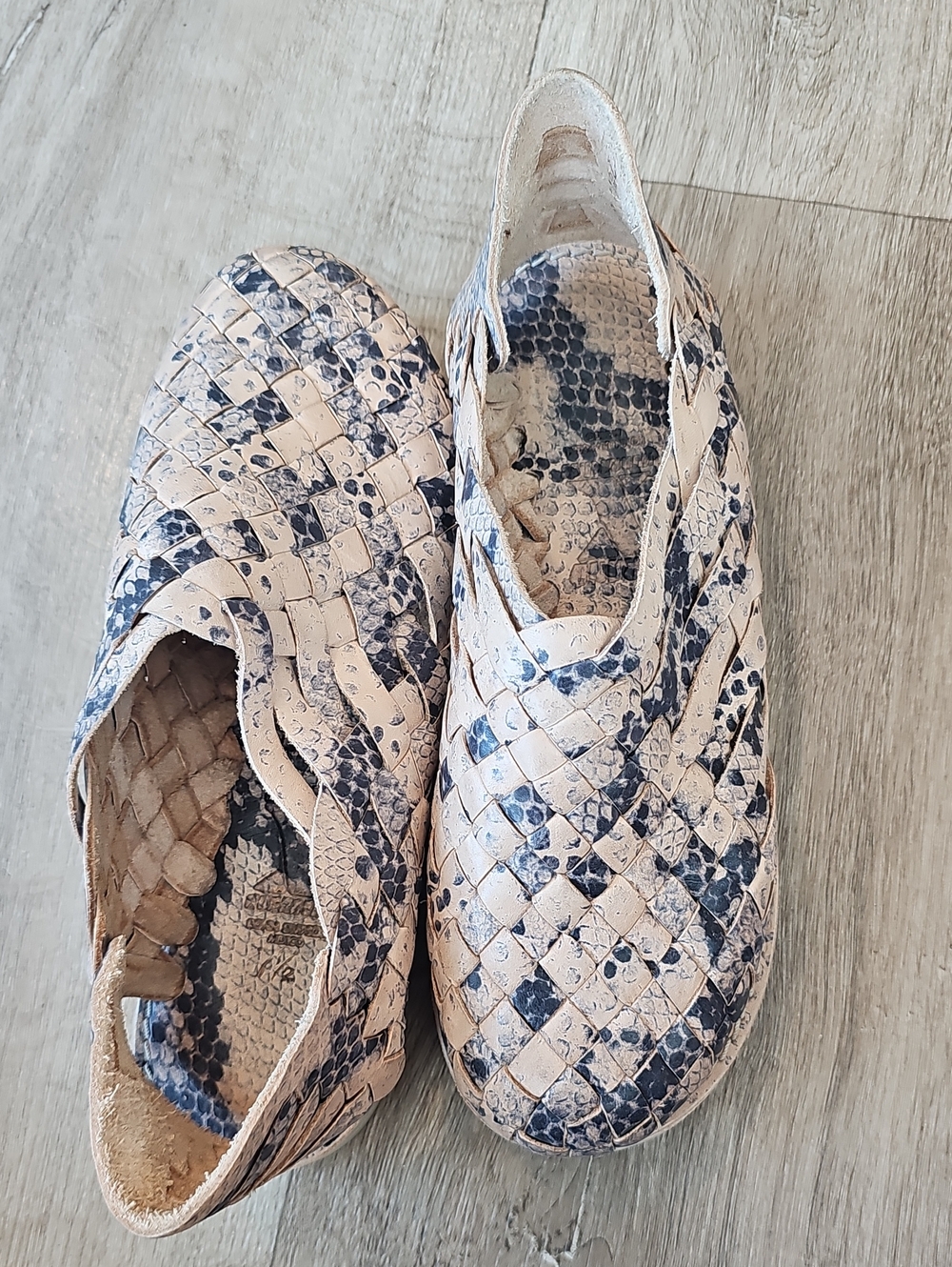 Leather Woven Hurarache Slip-On in Beige and Navy Snake Print!